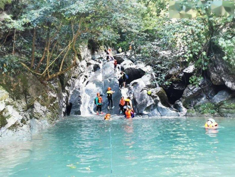 胖东来退休员工收到6箱春节福利：没有被忘记 很感动