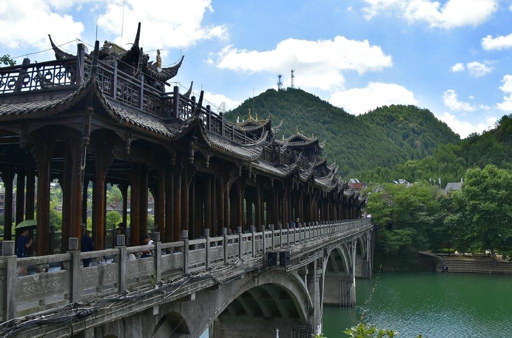 老街walk|漫步五大道,小洋楼里感受“哏儿都”风情
